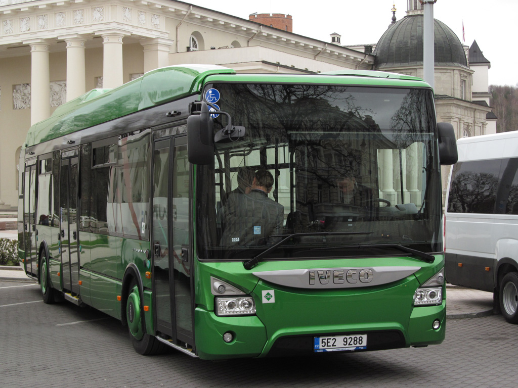 Чехия, IVECO Urbanway 12M CNG № 5E2 9288