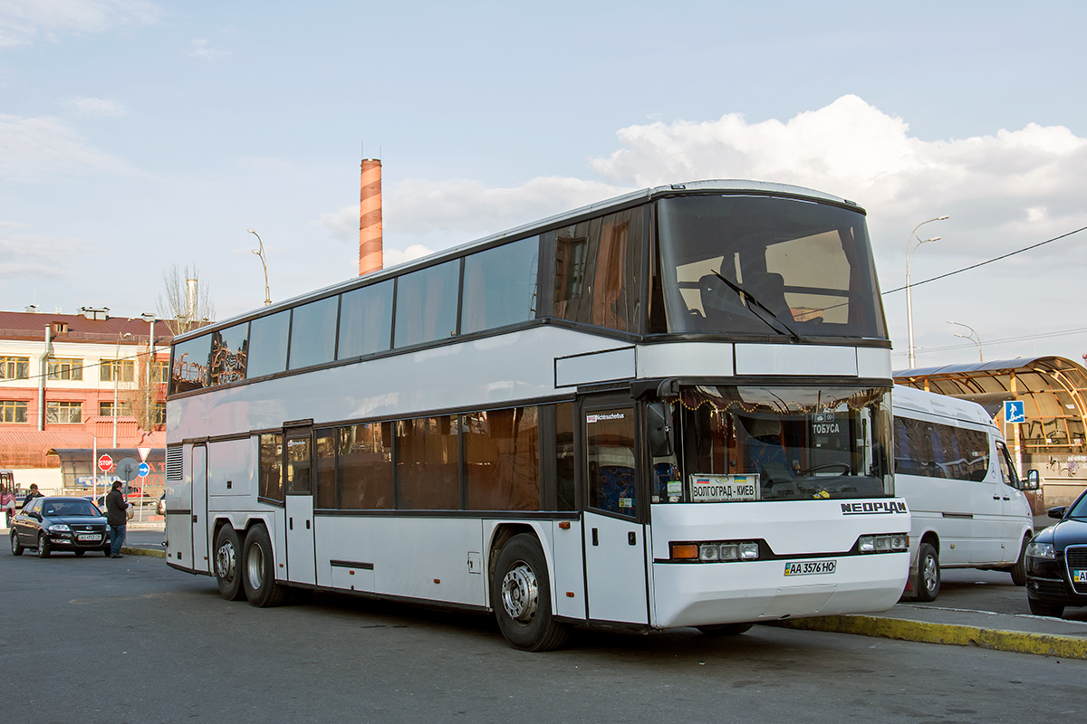 Киев, Neoplan N4026/3L № AA 3576 HO