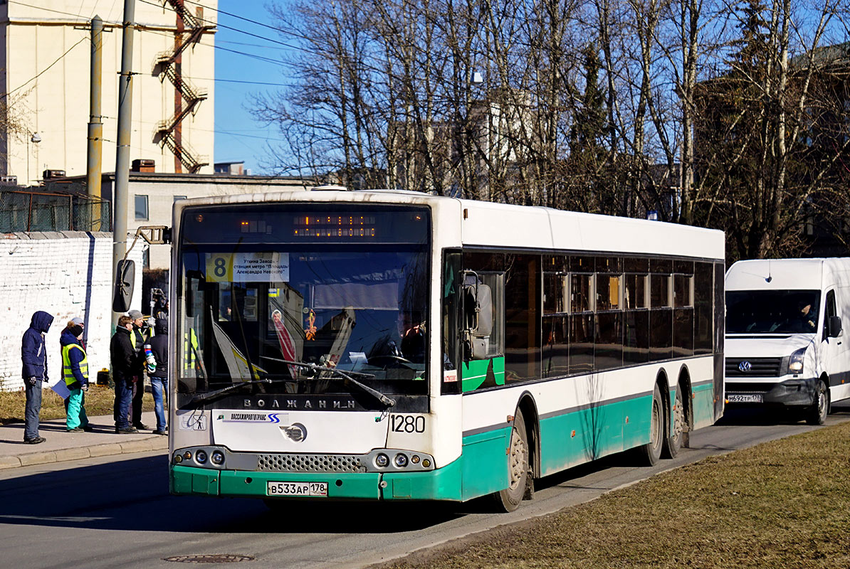 Санкт-Петербург, Волжанин-6270.06 