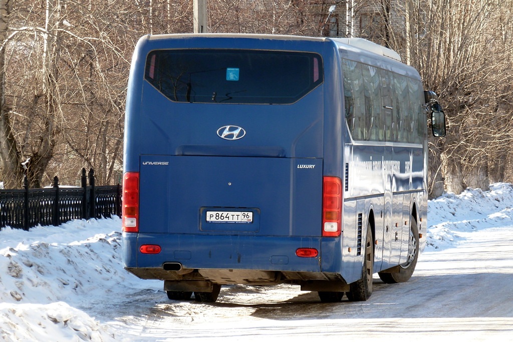 Свердловская область, Hyundai Universe Space Luxury № Р 864 ТТ 96