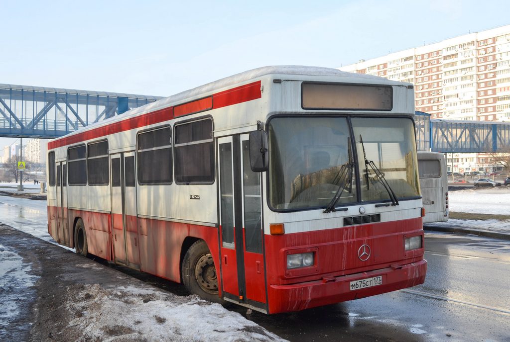 Москва, Mercedes-Benz O325 № М 675 СТ 177