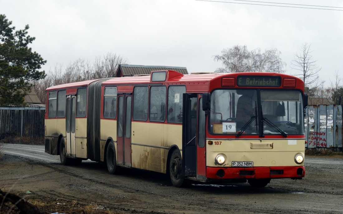 Kostanay province, Mercedes-Benz O305G Nr. P 352 NBM