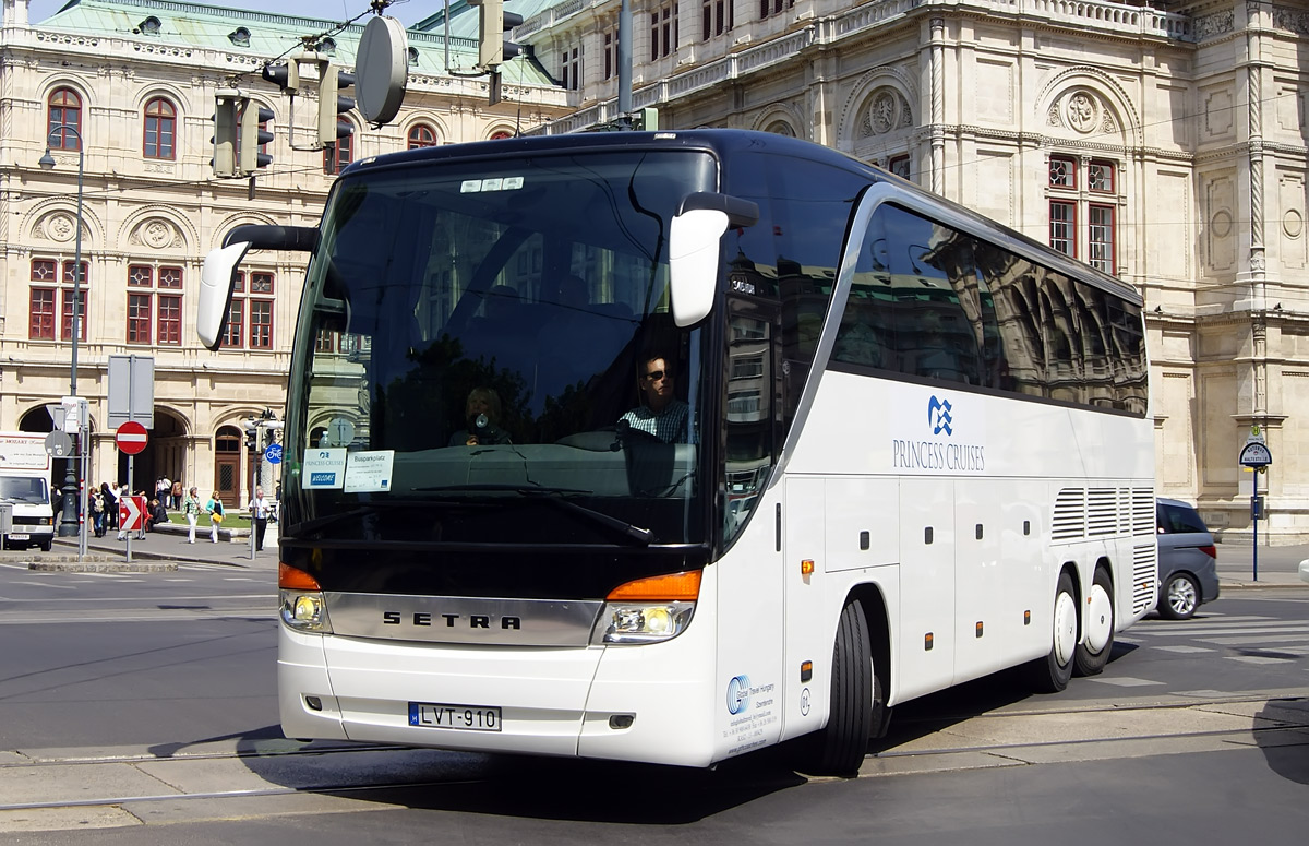 Венгрия, Setra S415HDH № 01