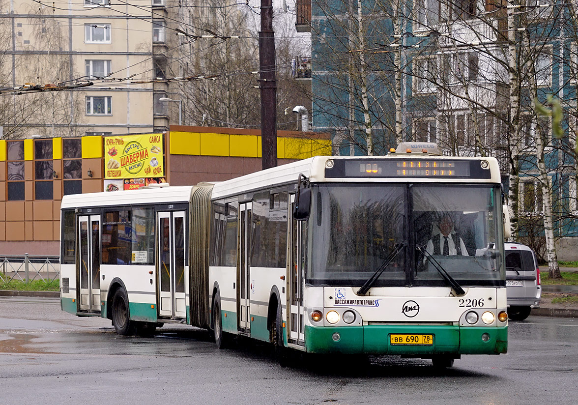 Санкт-Петербург, ЛиАЗ-6213.20 № 2206