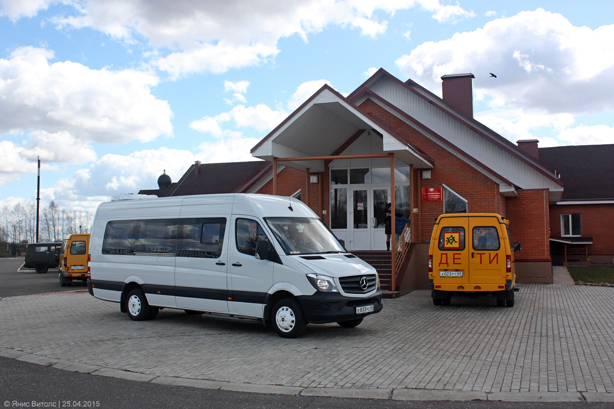 Тверская область, Луидор-22360C (MB Sprinter) № Е 833 РС 69; Тверская область, ГАЗ-322132 (XTH, X96) № Х 023 РТ 69