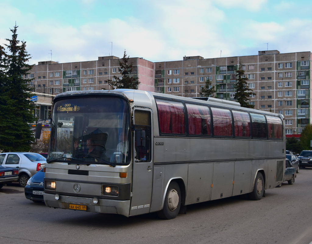 Тверская область, Mercedes-Benz O303-15RHD № АА 645 69