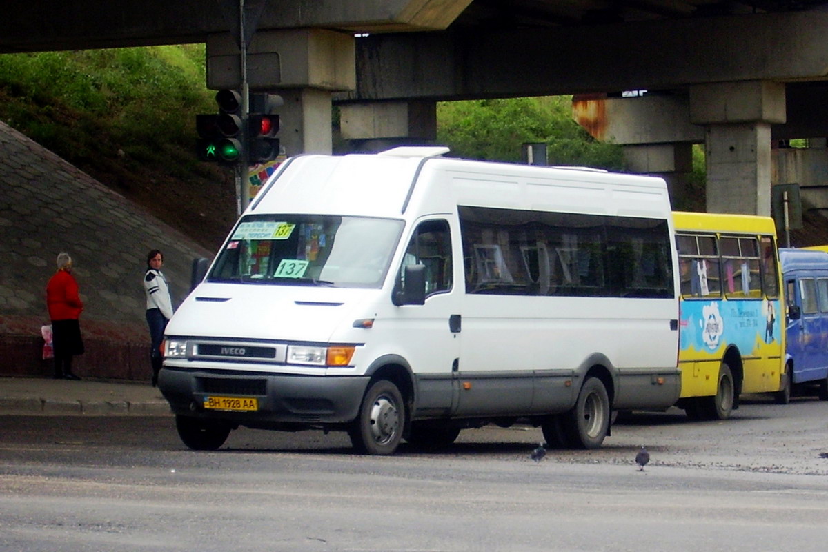 Одесская область, IVECO Daily 40C13 № BH 1928 AA