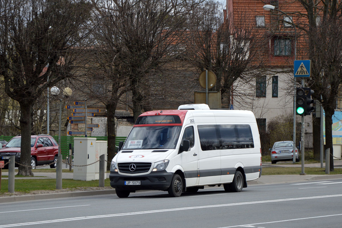 Lotyšsko, Universāls č. 263