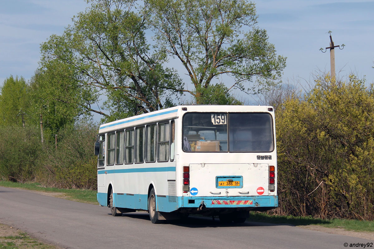 Penza region, LiAZ-5256.00-11 # АТ 386 58