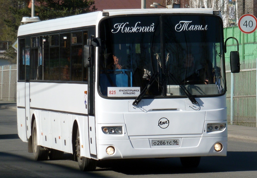 Свердловская область, ЛиАЗ-5256.23-01 (ГолАЗ) № 82