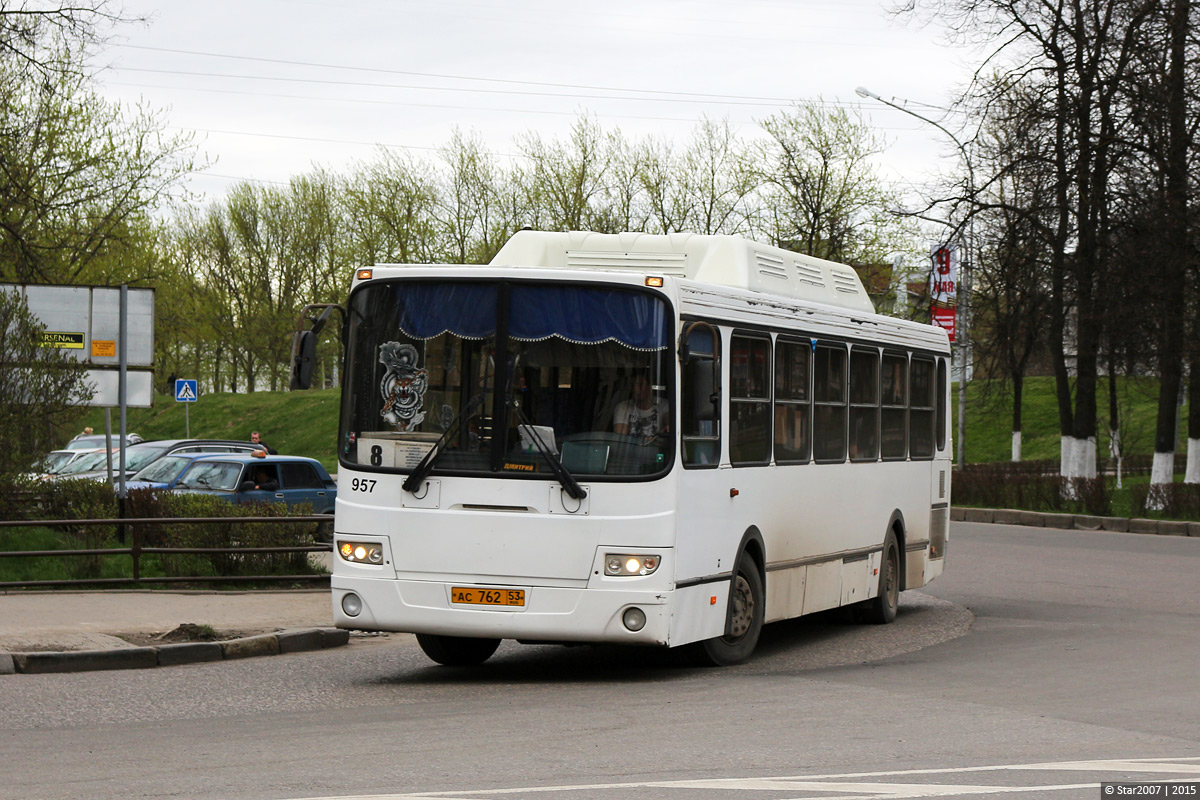 Новгородская область, ЛиАЗ-5293.70 № 957