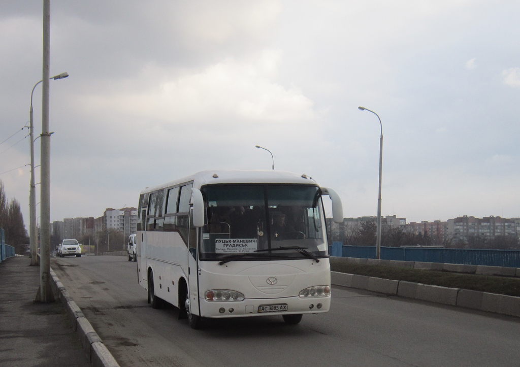 Волынская область, YouYi ZGT6831DH № AC 3885 AX