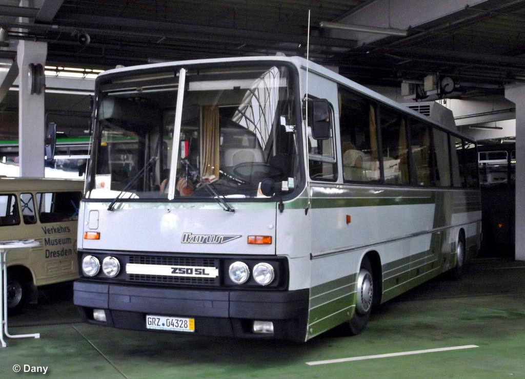 Türingia, Ikarus 250 sz.: GRZ 04328