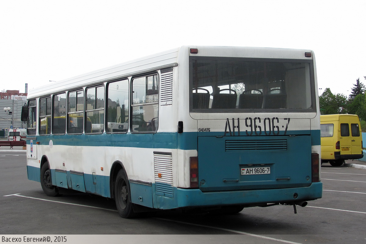 Minsk, Neman-52012 Nr. 041416