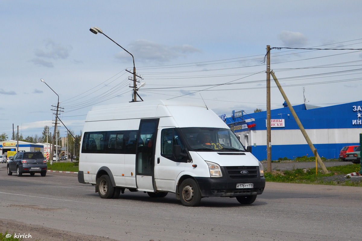 Санкт-Петербург, Нижегородец-222708  (Ford Transit) № А 176 УТ 178