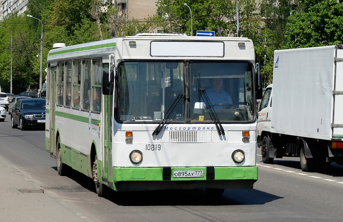 Москва, ЛиАЗ-5256.25-11 № 10819