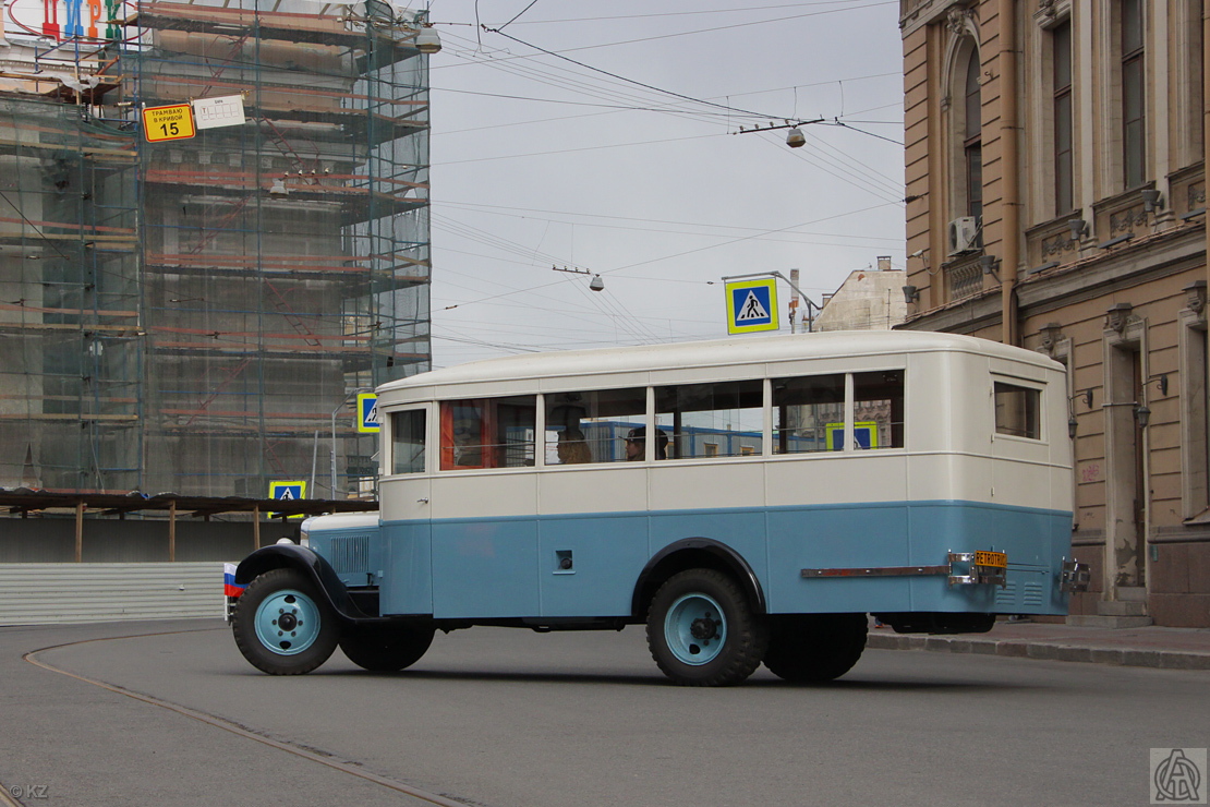 Szentpétervár, ZiS-8 sz.: ЗиС-8; Szentpétervár — 1st St. Peterburg Parade of retro-transport, 24 May 2015