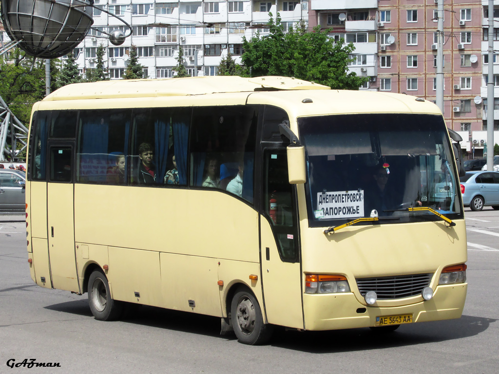 Dnepropetrovsk region, Anadolu Isuzu Turquoise # AE 5643 AA