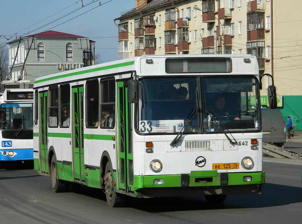 Yaroslavl region, LiAZ-5256.30 (81 TsIB) Nr. 642