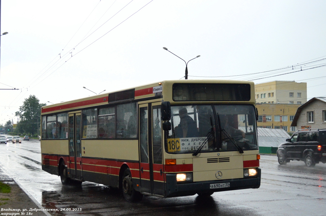 Vladimir region, Mercedes-Benz O405 # А 690 НТ 33