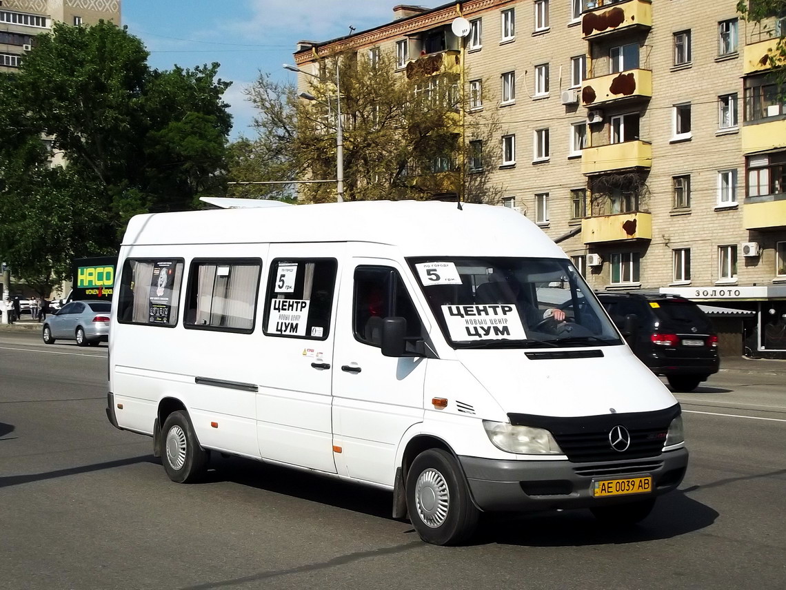 Днепропетровская область, Mercedes-Benz Sprinter W906 313CDI № AE 0039 AB