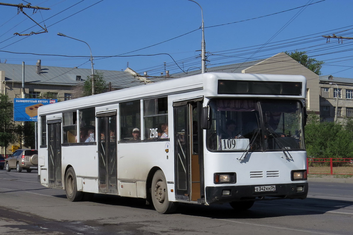 Волгоградская область, Волжанин-5270-10-02 № 2916