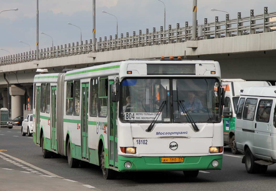 Москва, ЛиАЗ-6212.01 № 18102