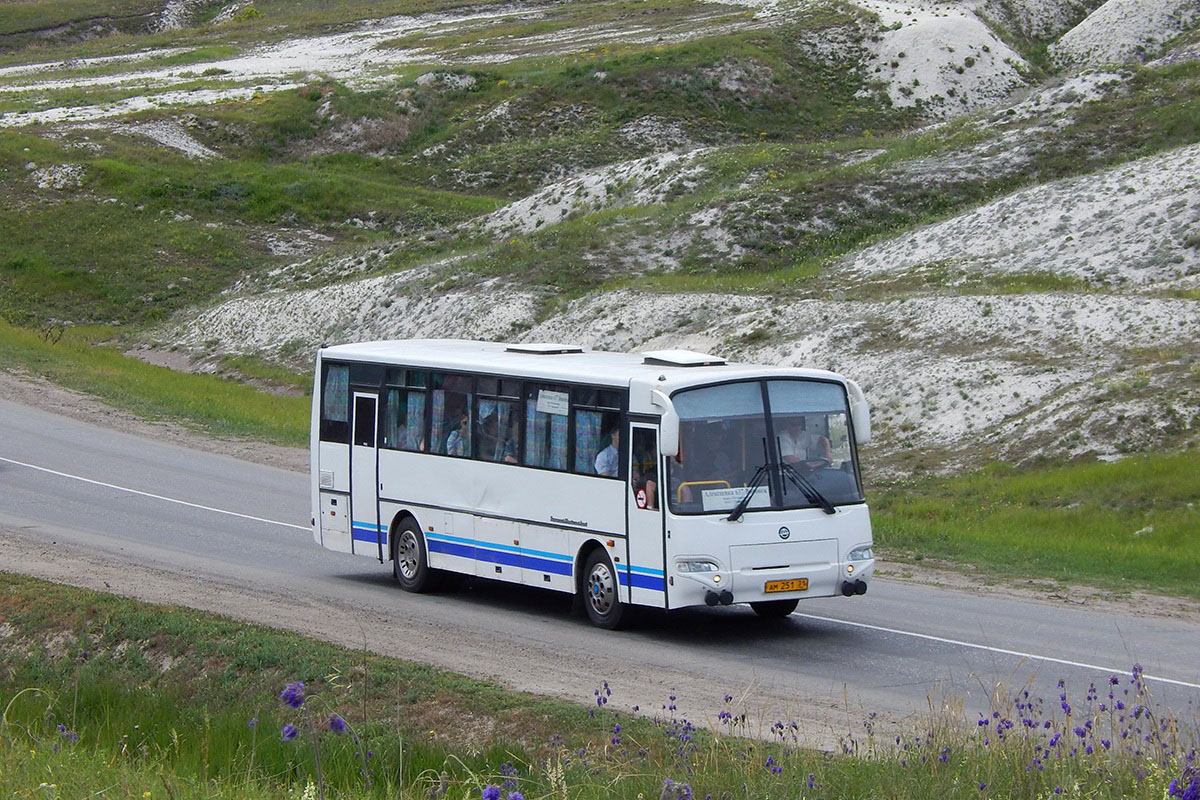 Белгородская область, КАвЗ-4238-02 № АМ 251 31