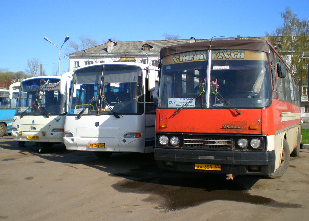 Novgorod region, Ikarus 256 # 106