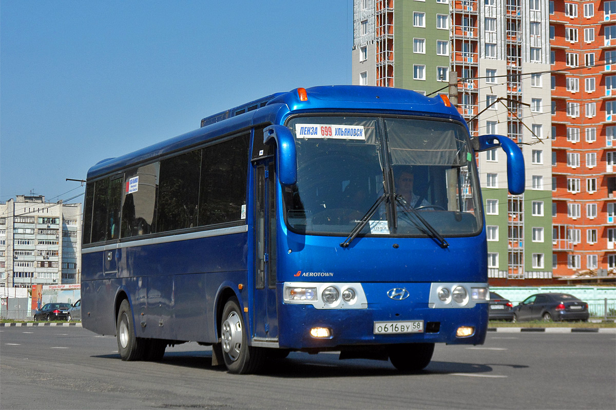 Пензенская область, Hyundai AeroTown № О 616 ВУ 58