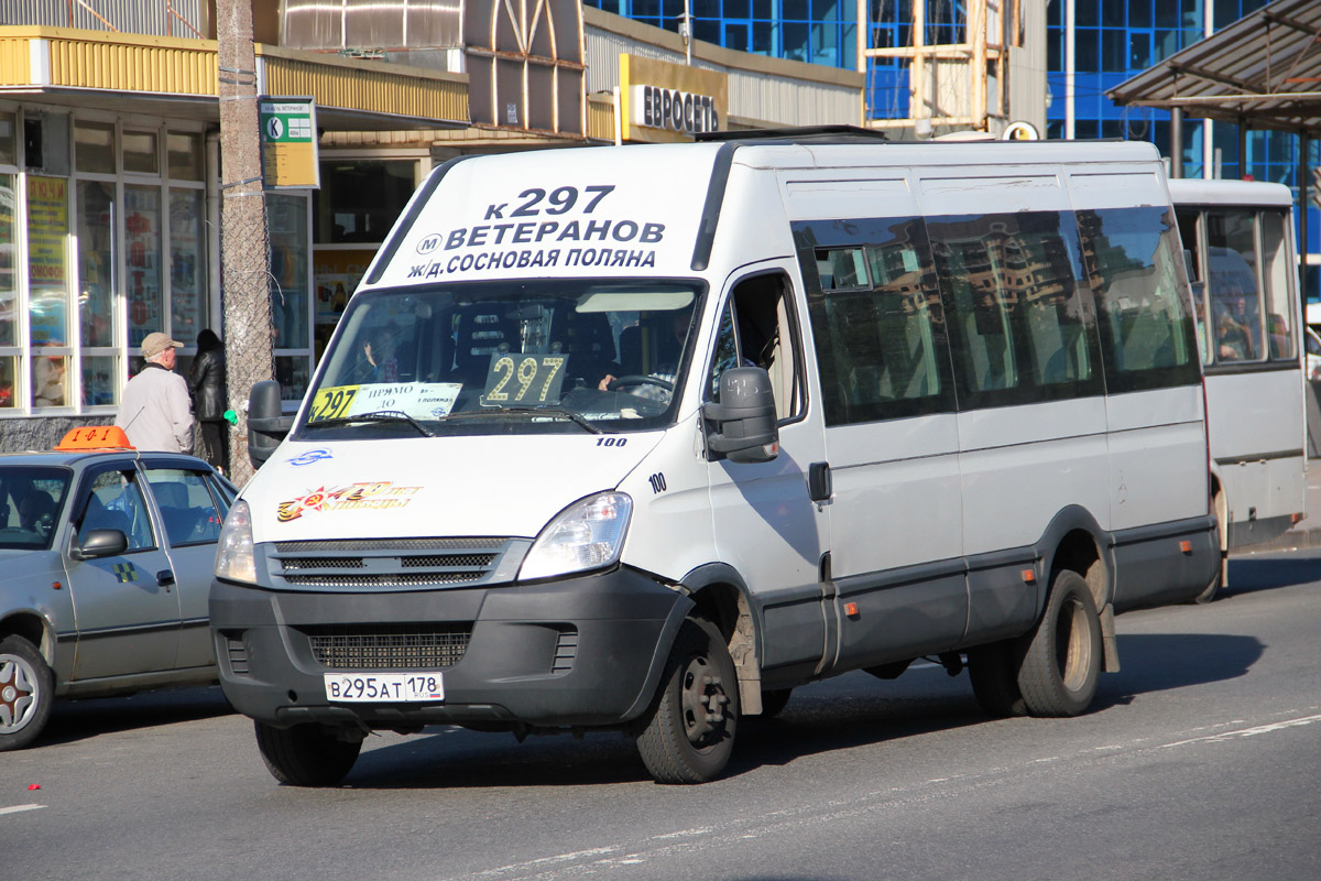 Санкт-Петербург, Нижегородец-2227UT (IVECO Daily) № 100