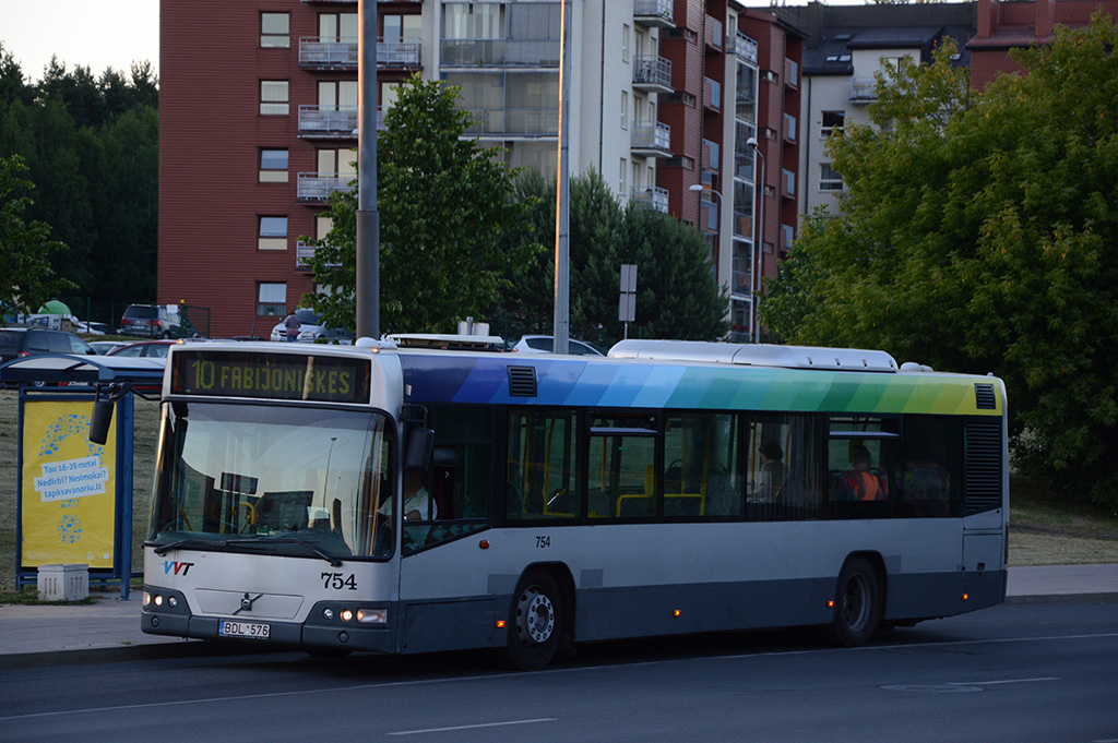 Литва, Volvo 7700 № 754