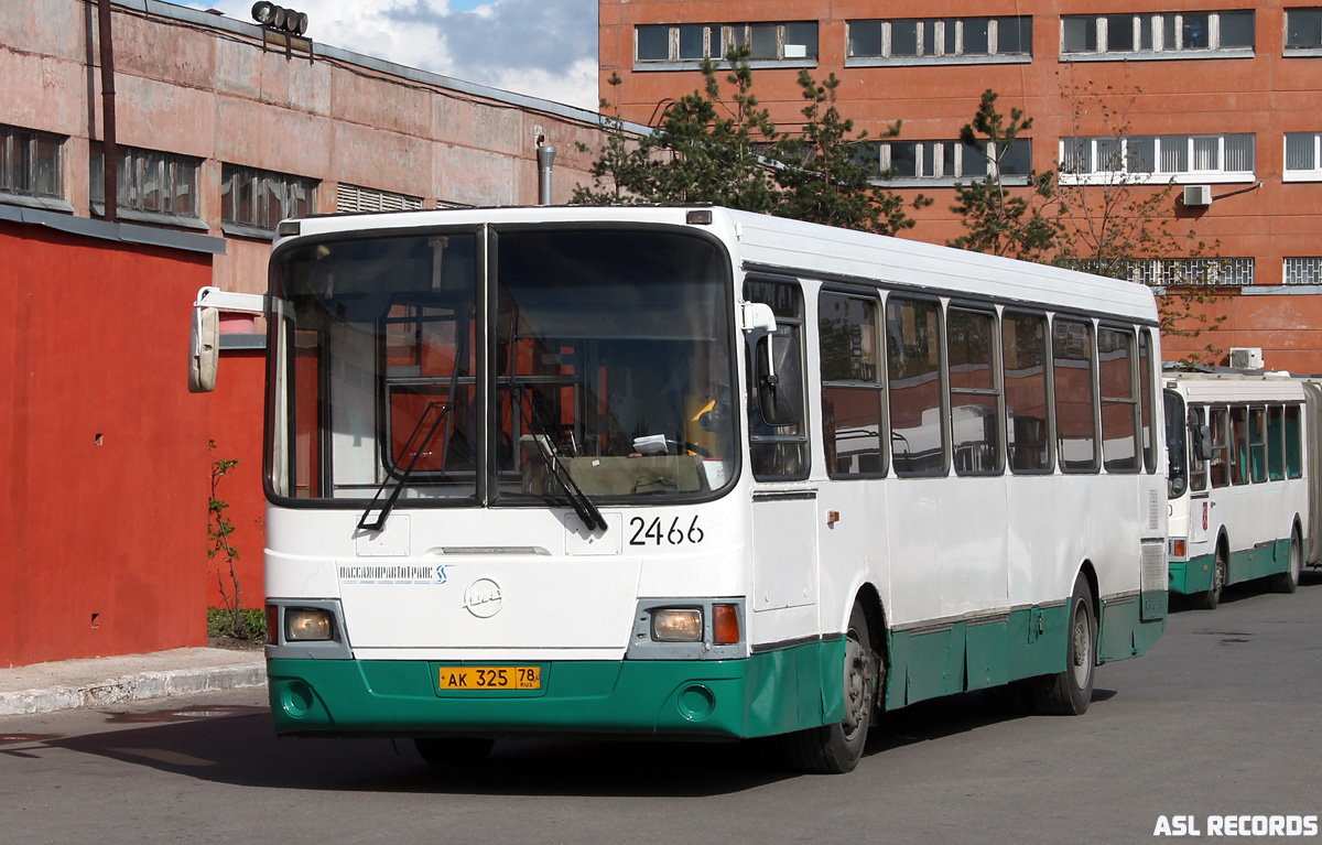 Sanktpēterburga, LiAZ-5256.25 № 2466