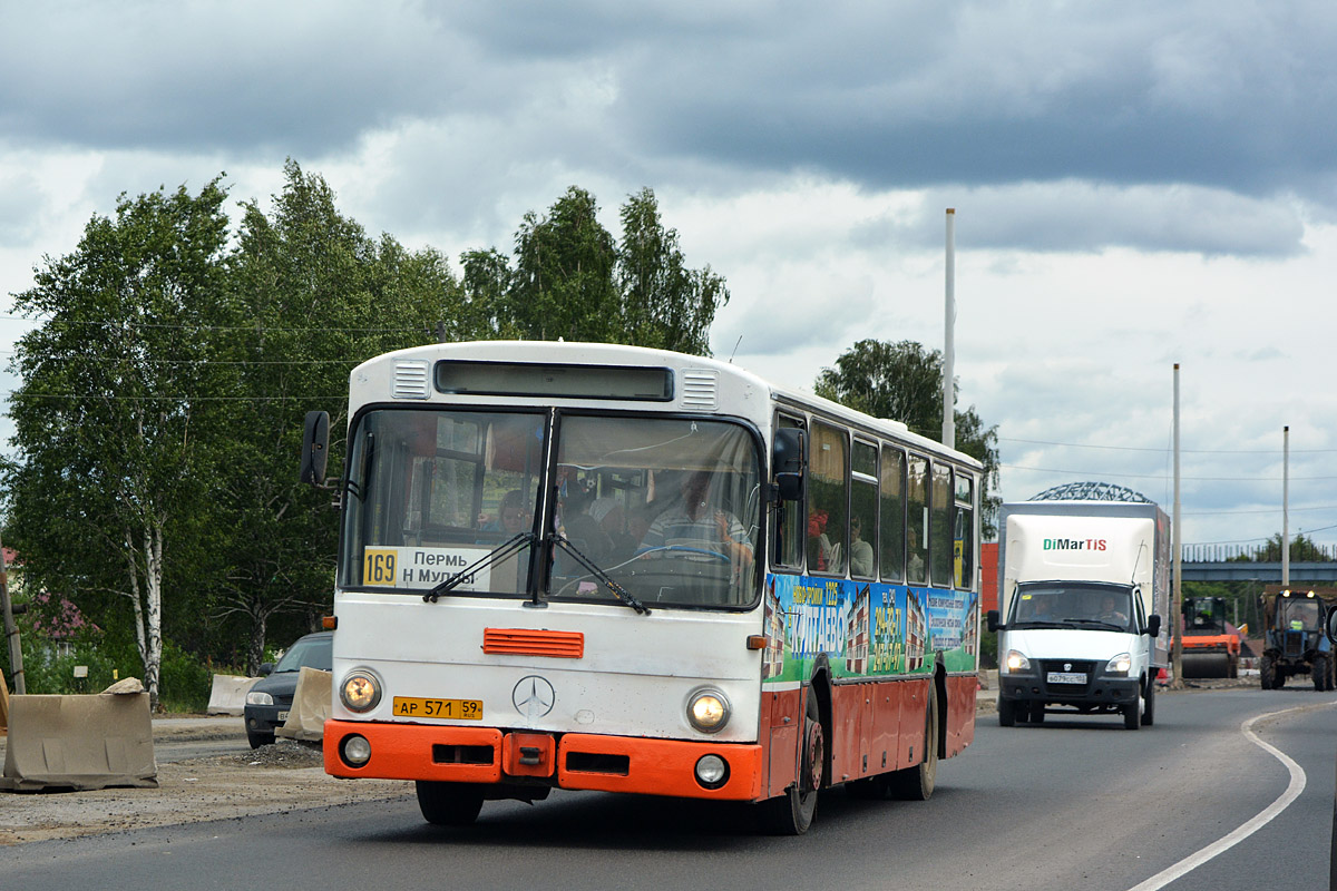 Perm region, Mercedes-Benz O307 # АР 571 59