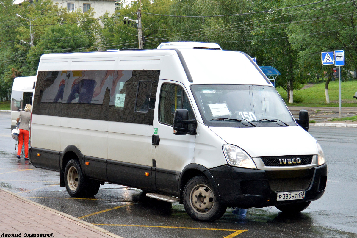 Мордовия, Нижегородец-2227UU (IVECO Daily) № В 380 ВТ 178