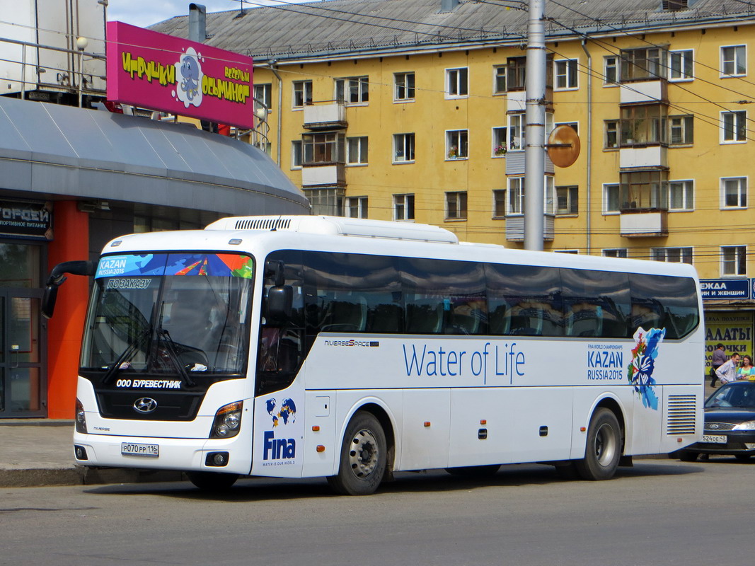 Татарстан, Hyundai Universe Space Luxury № Р 070 РР 116