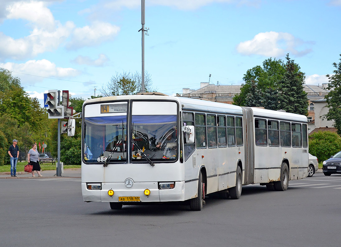 Псковская область, Mercedes-Benz O345G № 688