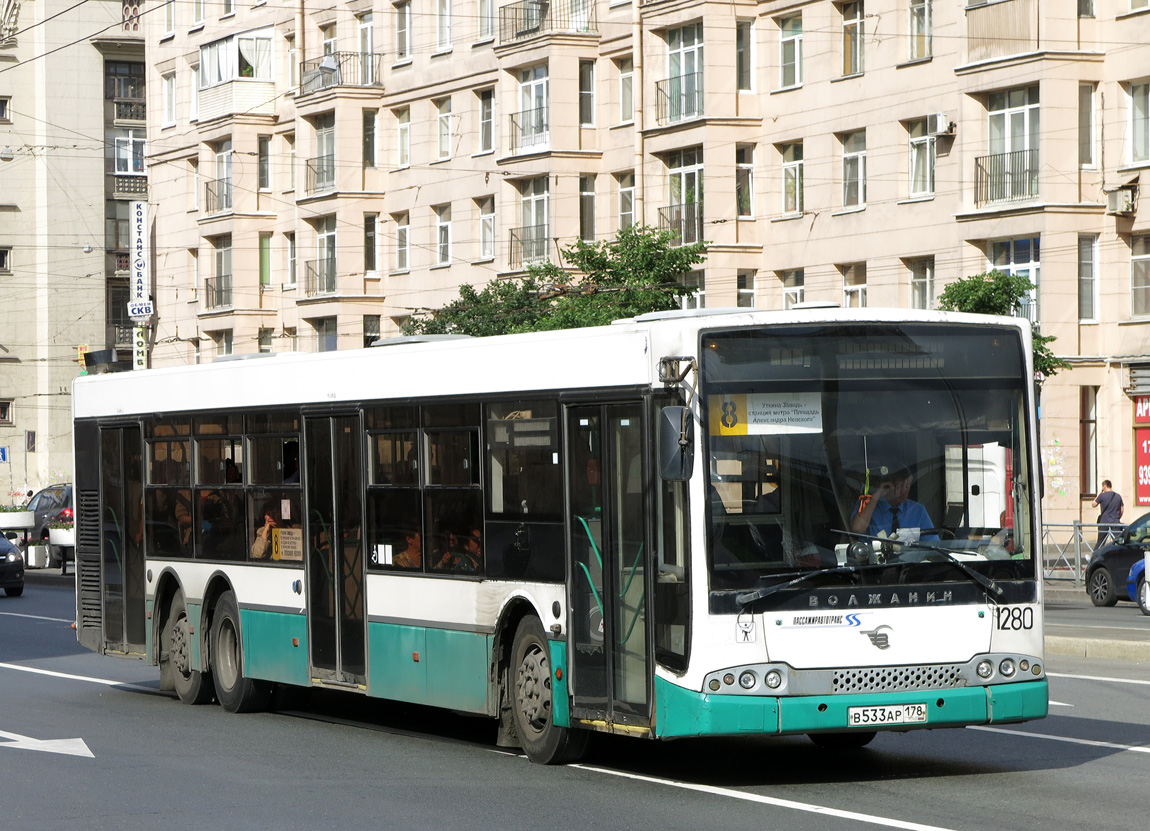 Санкт-Петербург, Волжанин-6270.06 