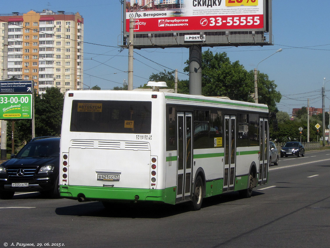 Sanktpēterburga, LiAZ-5256.53 № 001