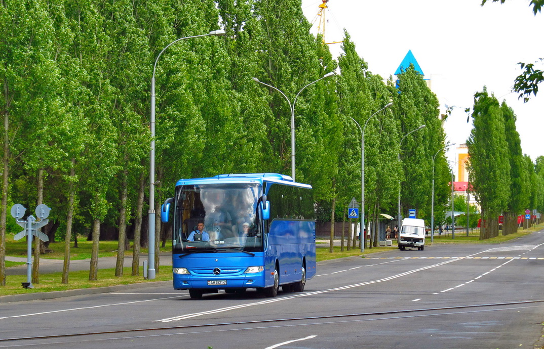 Minsk, Mercedes-Benz Tourismo II 15RHD Nr. АН 4521-7