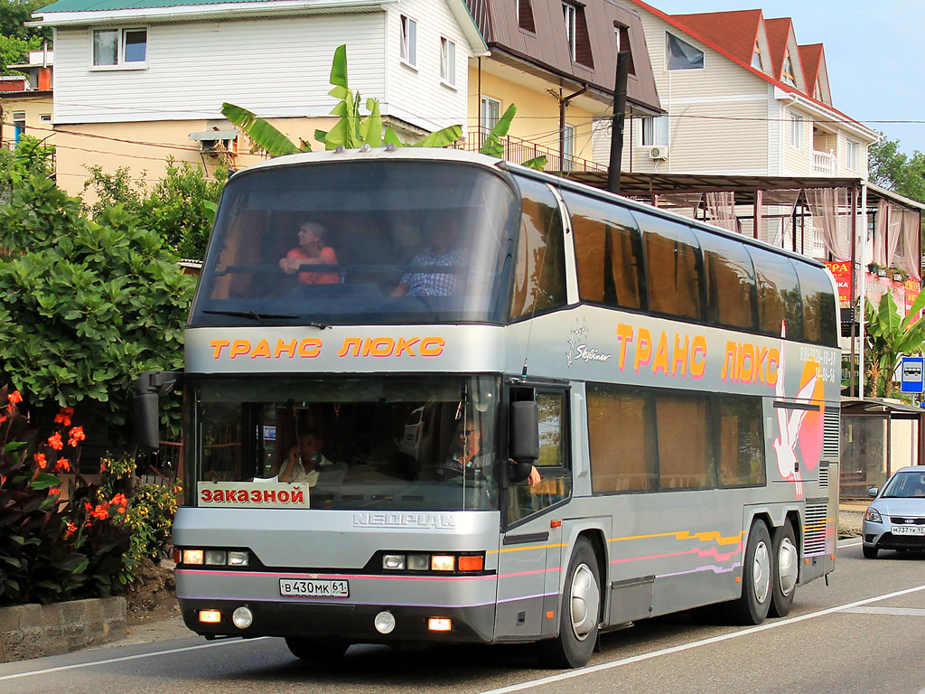 Транслюкс волгодонск телефон. Neoplan n122. Neoplan n122/2. Neoplan Setra автобус. Неоплан 122.