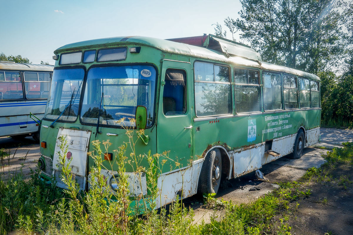 Тверская область, ЛиАЗ-677М (ЯАЗ) № АВ 367 69; Тверская область — Нерабочие машины