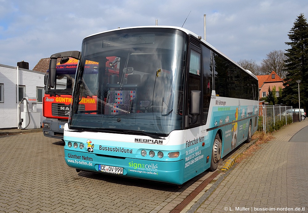 Нижняя Саксония, Neoplan N316K Euroliner № CE-OV 999