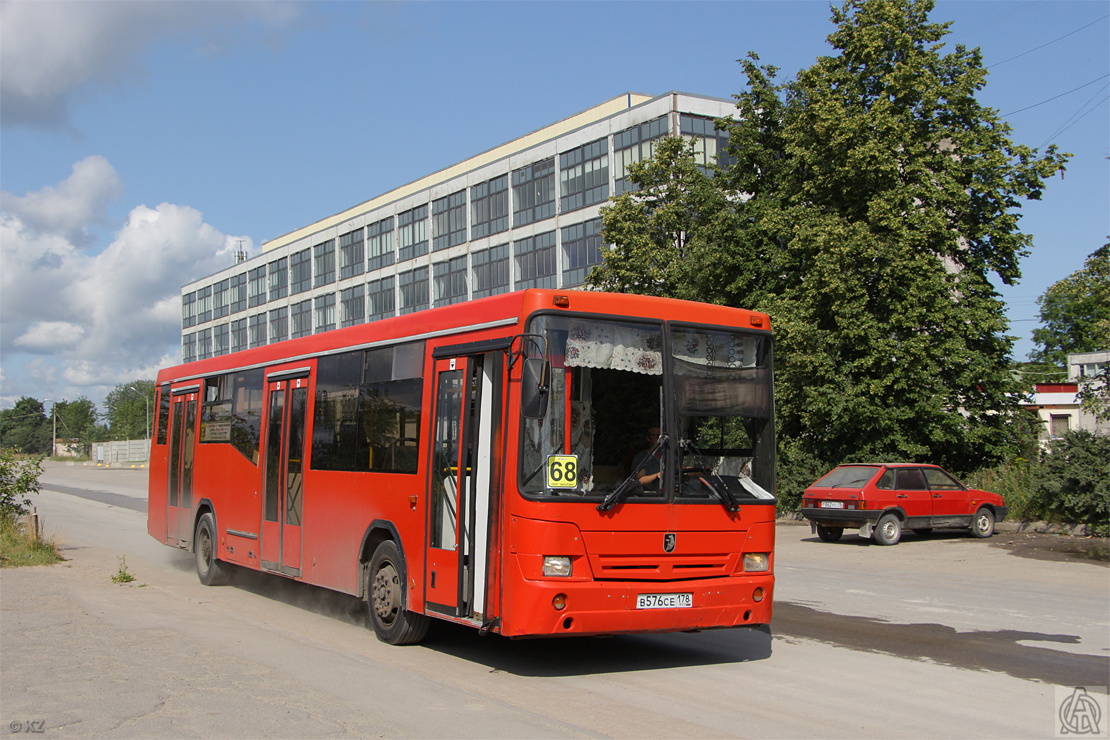 Szentpétervár, NefAZ-5299-30-22 sz.: В 576 СЕ 178