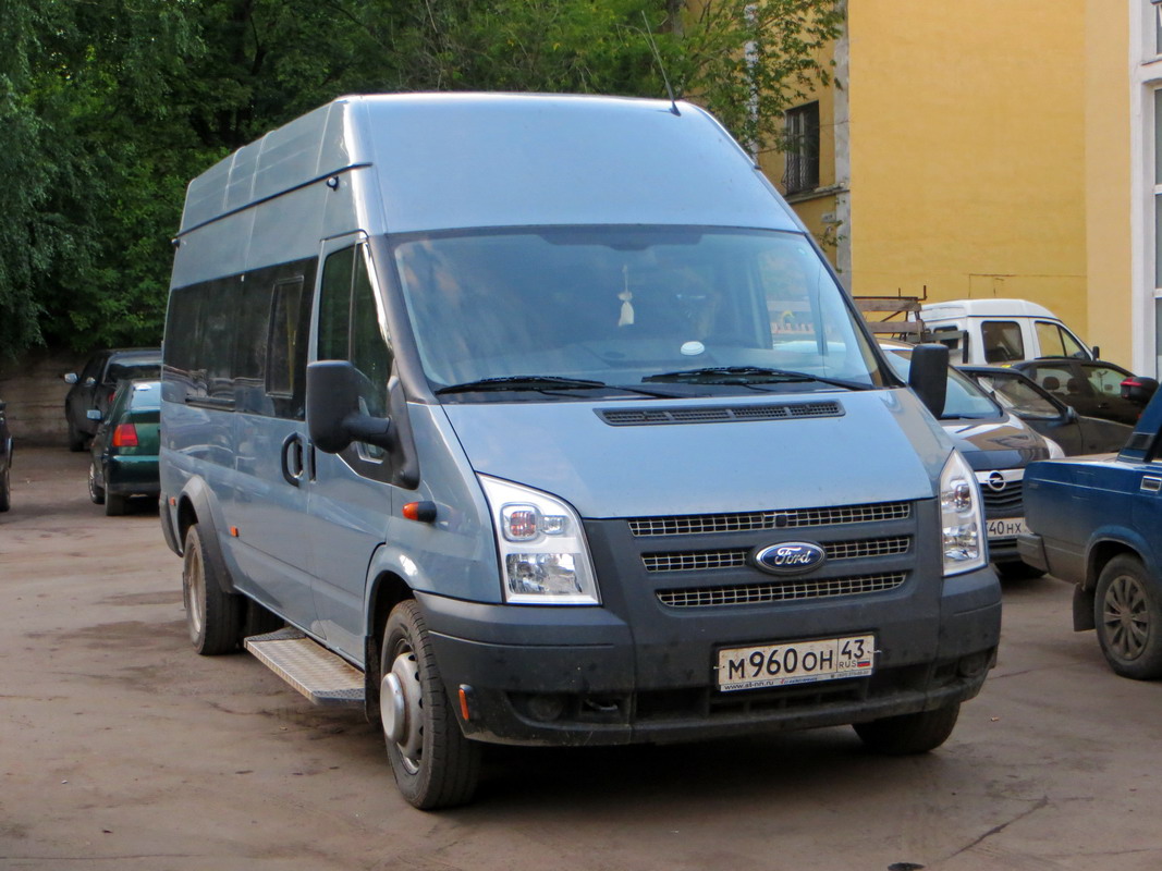 Kirov region, Nizhegorodets-222700  (Ford Transit) № М 960 ОН 43