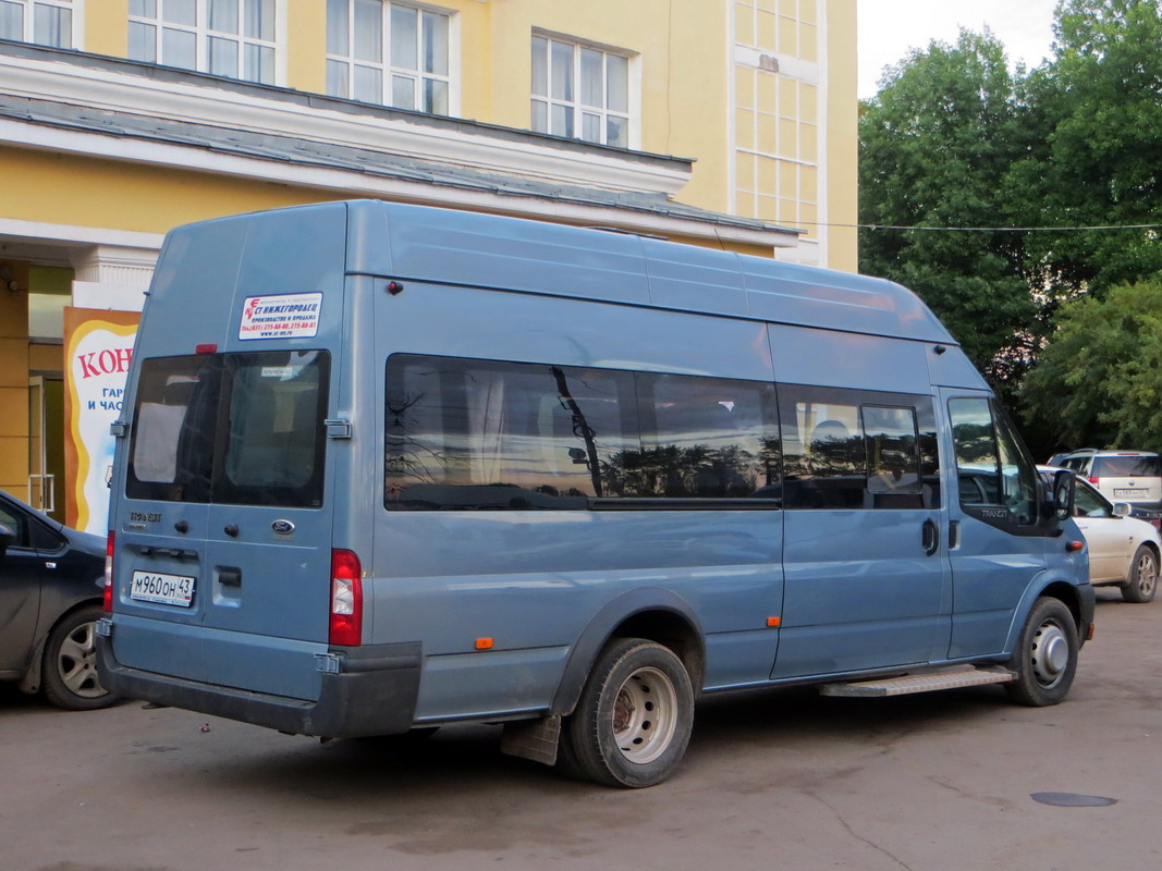 Кировская область, Нижегородец-222700  (Ford Transit) № М 960 ОН 43