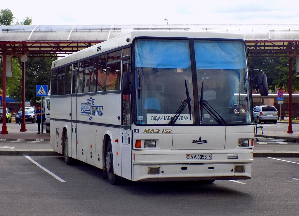 Дизель гродно лида. МАЗ 152. Автобусы Новогрудок Лида. Автовокзал Лида.