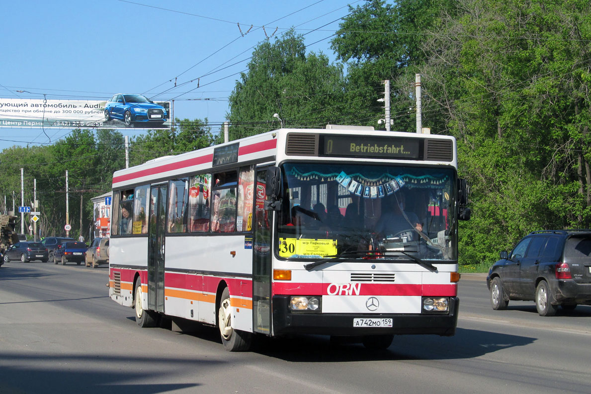 Пермский край, Mercedes-Benz O407 № А 742 МО 159