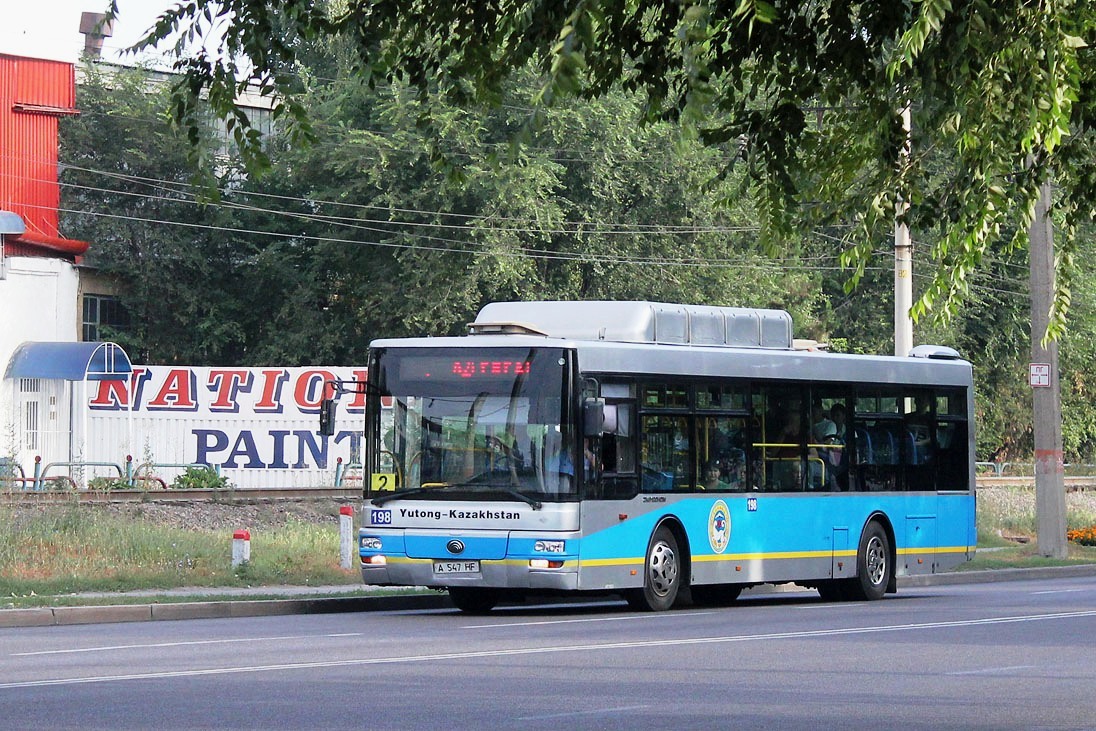 Алматы, Yutong ZK6120HGM № 198