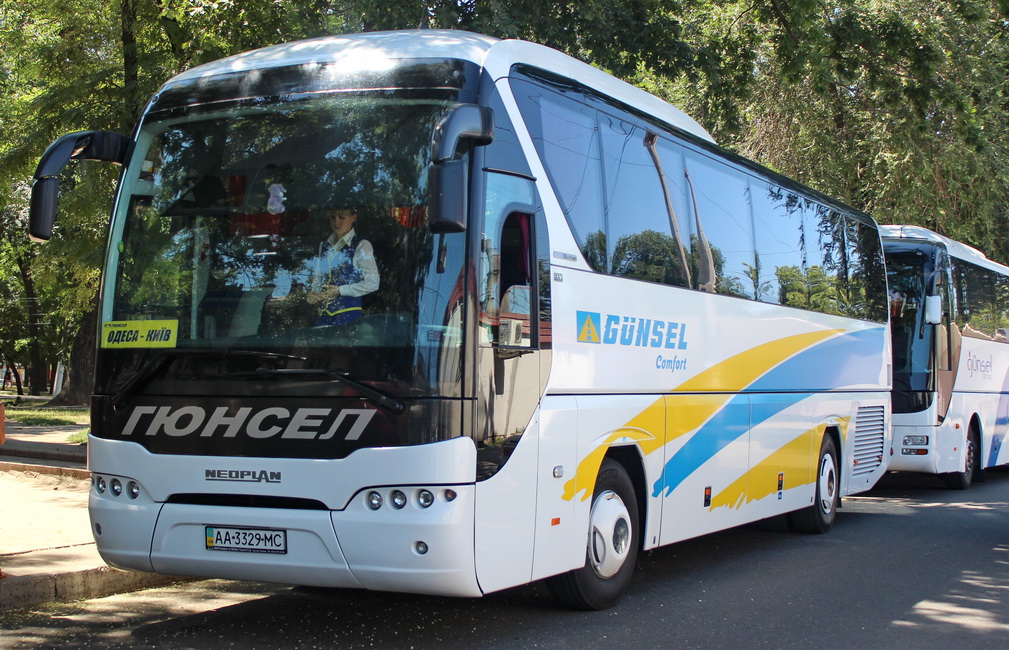 Киев, Neoplan P21 N2216SHD Tourliner SHD № AA 3329 MC